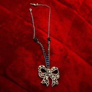 Vintage Betsey Johnson bow necklace